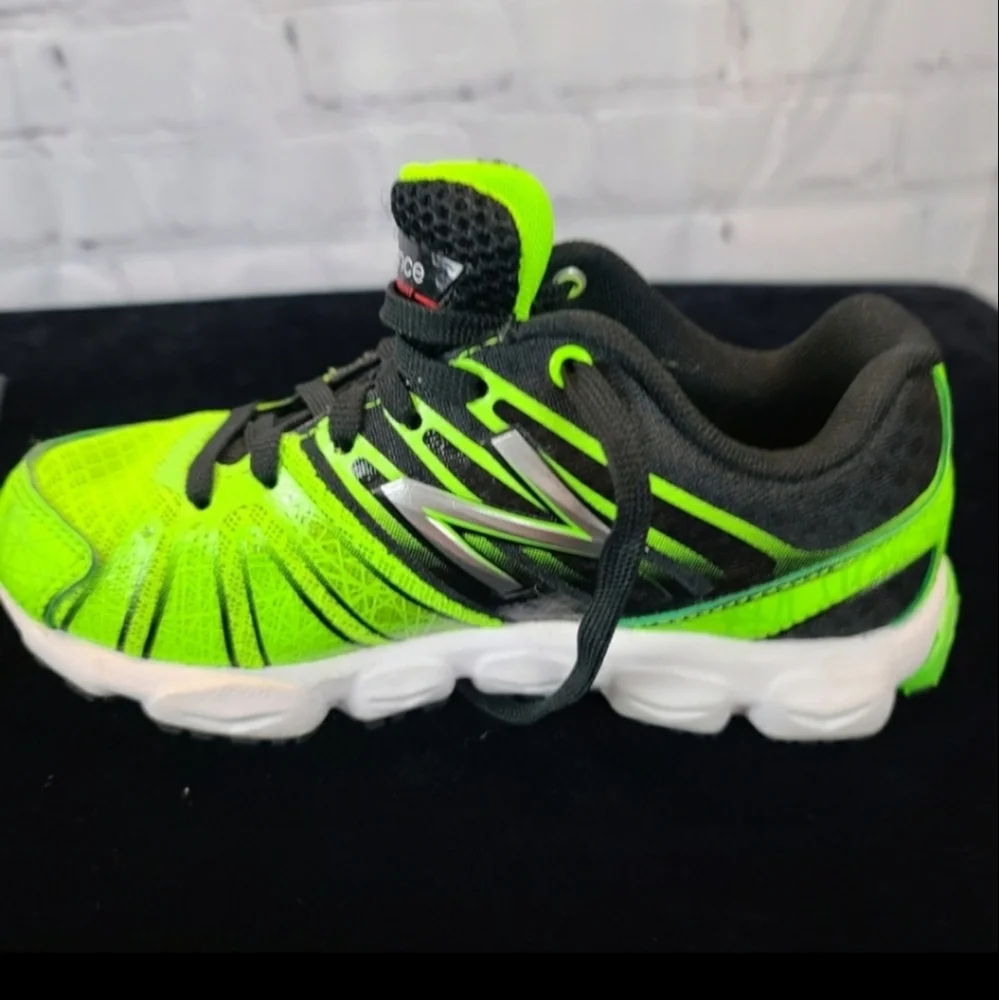 New Balance Kids 890s Black & Neon Green S…